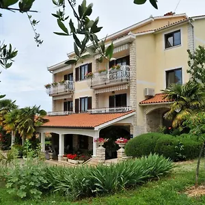 Haus Liliana Tar-Vabriga